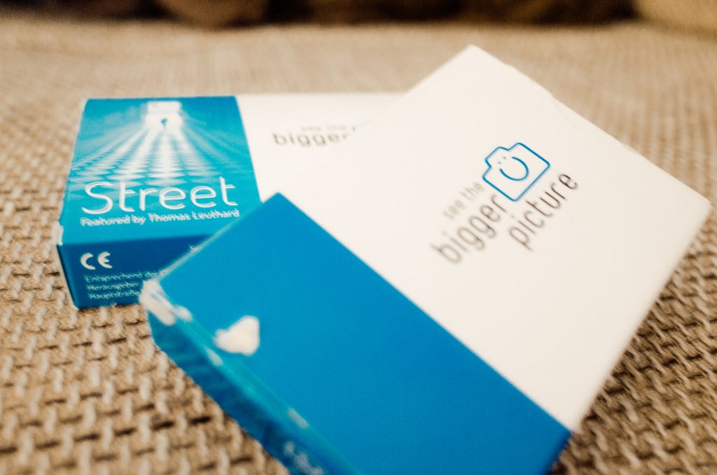 Tag 22 - See the bigger picture  - Ich bin immer auf der Suche nach neuen Inspirationen und für mein Projekt habe ich die Karten #seethebiggerpicture von @kilian_kunz wieder zu rate gezogen. Ich kann die Karten nur empfehlen, auch in der neuen Ausführung #streetfotografie unterstüzt durch @thomas.leuthard