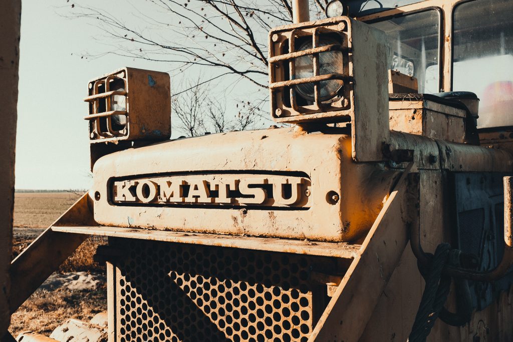 Tag 211 - Maschine // „Durch die Maschine ist die Zeit zur Beherrscherin des Menschen geworden.“ - Erich Fromm #brillski365 #tag211 #maschine #natur #nature #quote #photography #igers #igersgermany  #ig_worldclub #dirkbrillski #photooftheday #365project #diewocheaufinstagram #fujifilm #fujix100t #x100t #ig_germany  #ig_photooftheday #instagood #agameoftones #thelensbible #instamood #light #industrial #yellow #sun